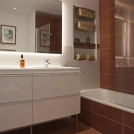 Superb Townhouse In Golden Mile Marbella