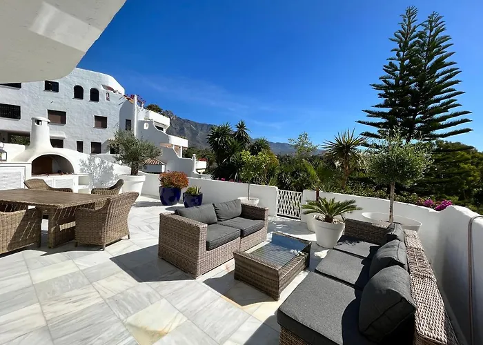 Apartamento Superb Townhouse In Golden Mile Marbella