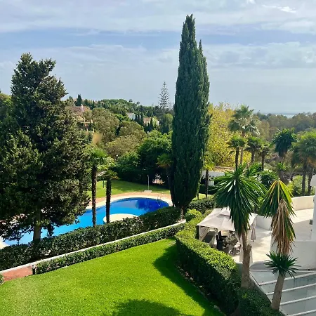 Apartamento Superb Townhouse In Golden Mile Marbella